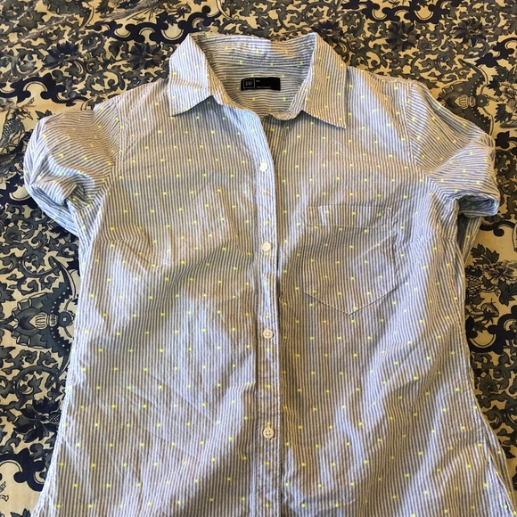 Gap Striped Button up - Picture 1 of 3